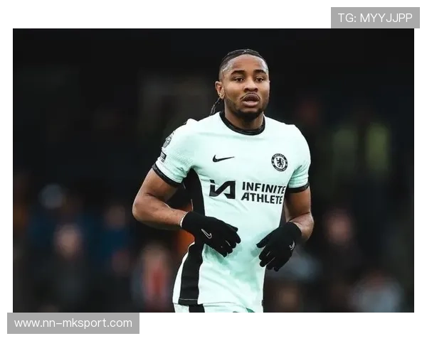 切尔西恩昆库巧妙拉球后抽射破门气质拉满